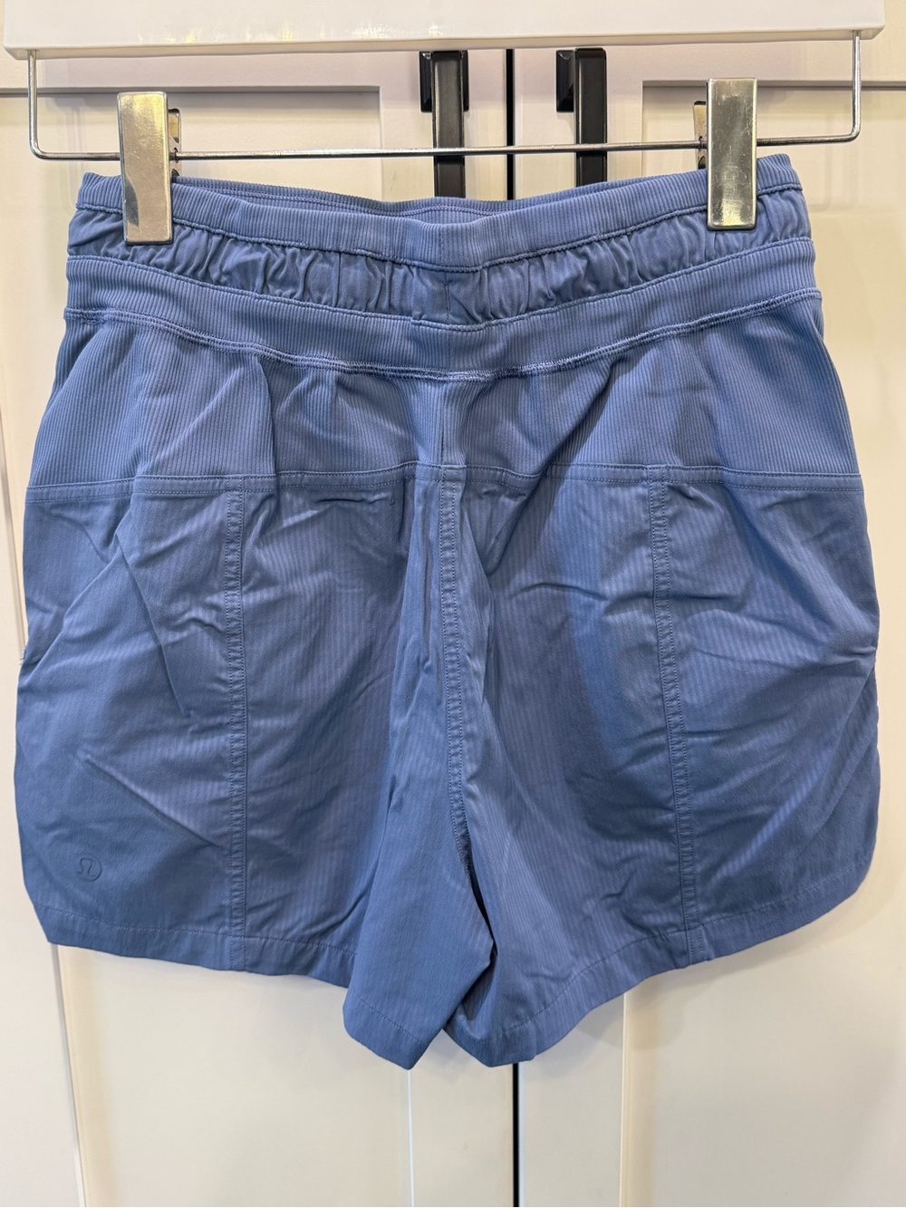 Lululemon Dance Studio High-Rise Short 3.5" - Picture 2 of 6
